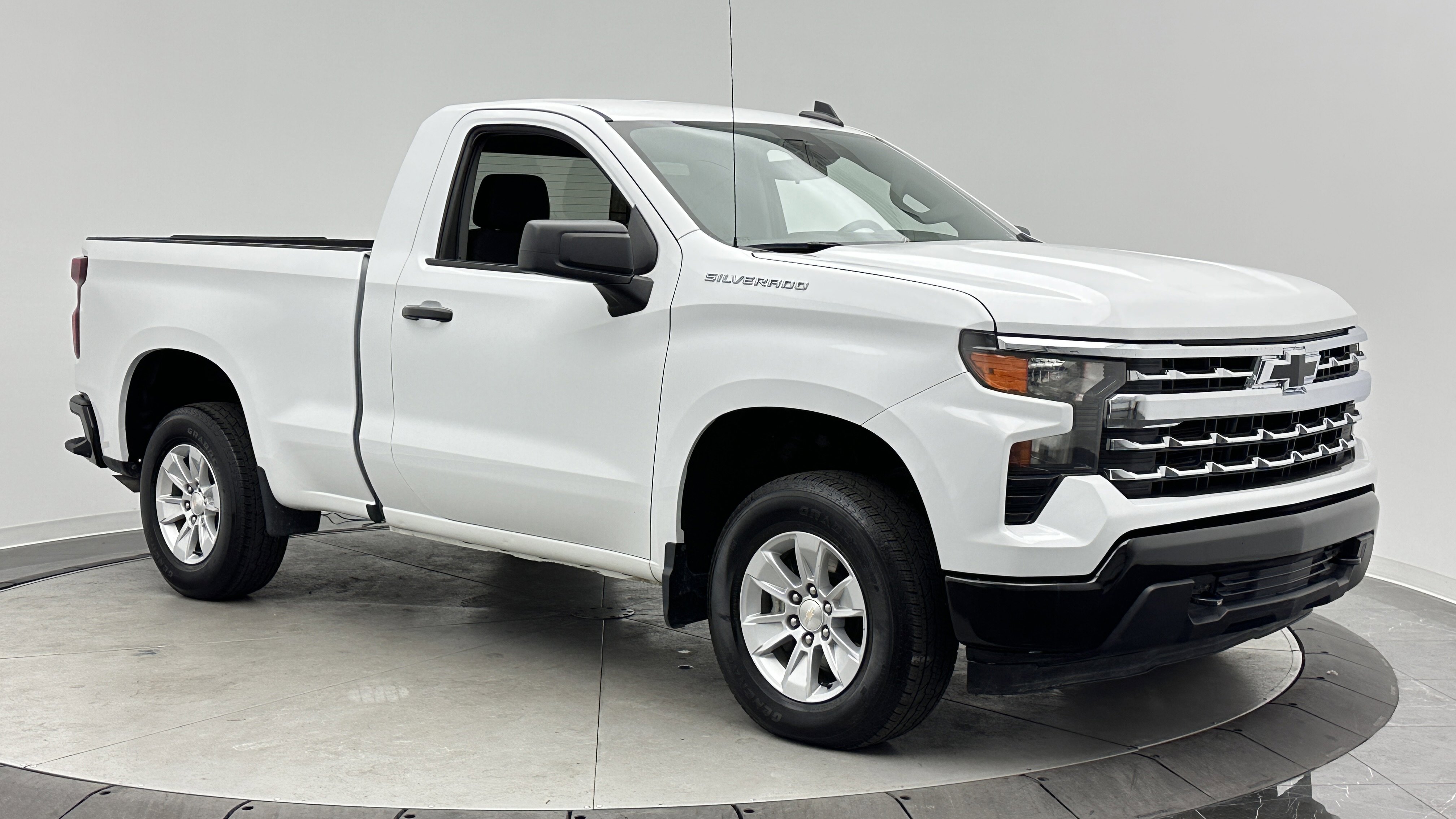 Used 2024 Chevrolet Silverado 1500 W/T w/ WT Convenience Package AWD/4WD image 3