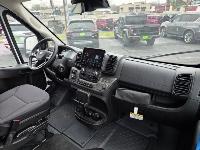 Used 2024 RAM ProMaster 3500 w/ Delivery Van Package image 7