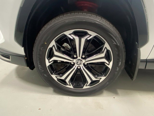 Used 2024 Toyota RAV4 XSE w/ Premium Package AWD/4WD image 5