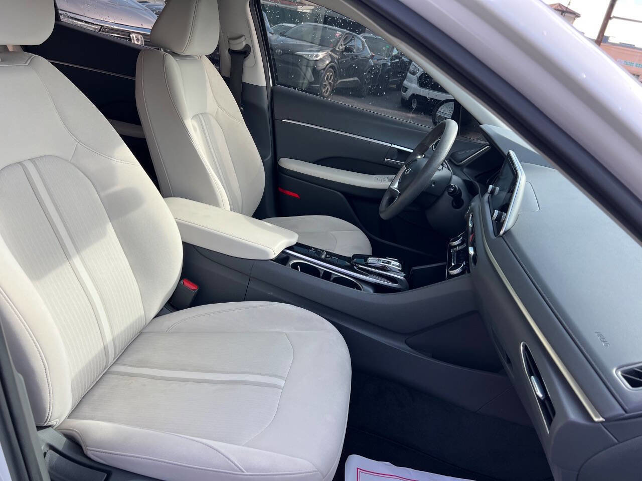 Used 2022 Hyundai Sonata SEL image 19