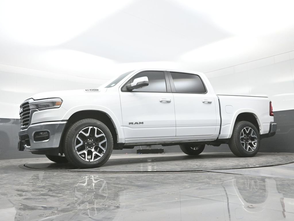 Used 2025 RAM 1500 Laramie AWD/4WD image 28