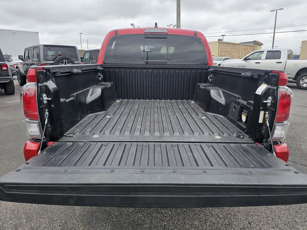 Used 2023 Toyota Tacoma TRD Sport image 10