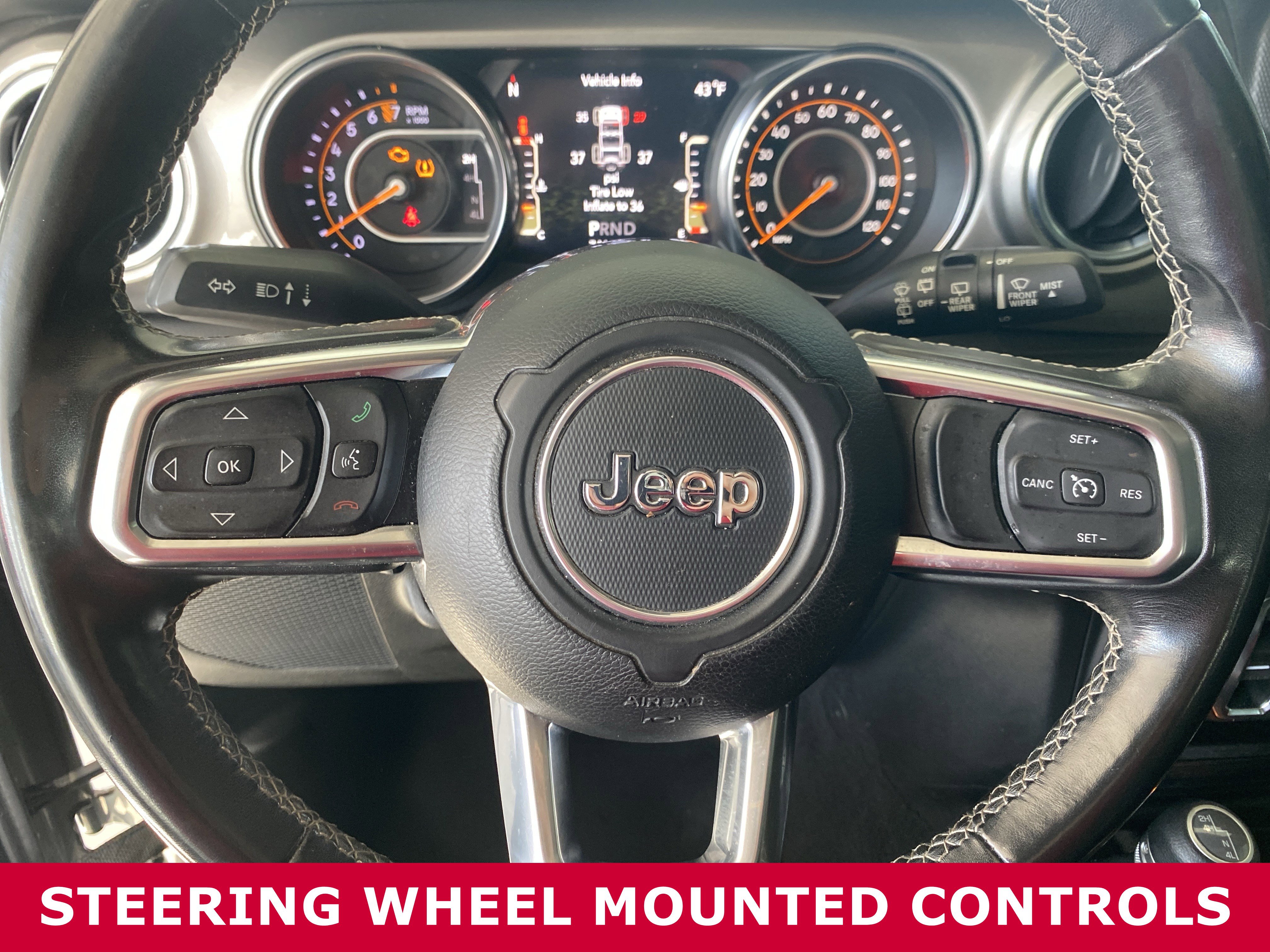 Used 2018 Jeep Wrangler Unlimited Sahara image 11
