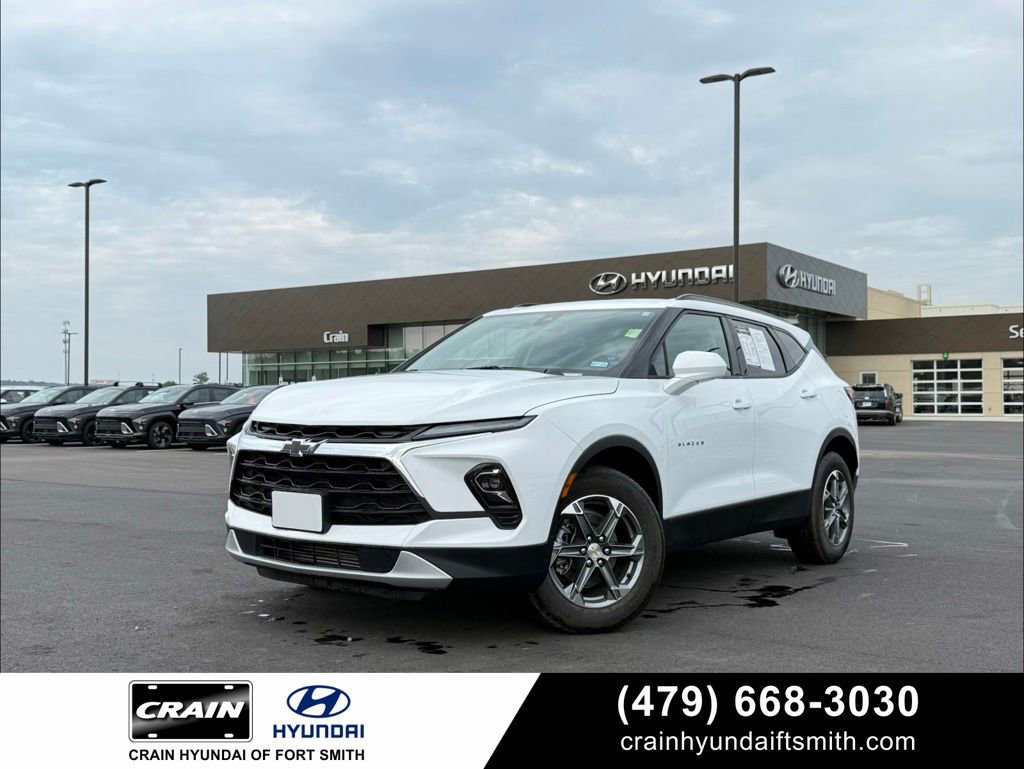 Used 2024 Chevrolet Blazer LT w/ Convenience Package FWD image 1