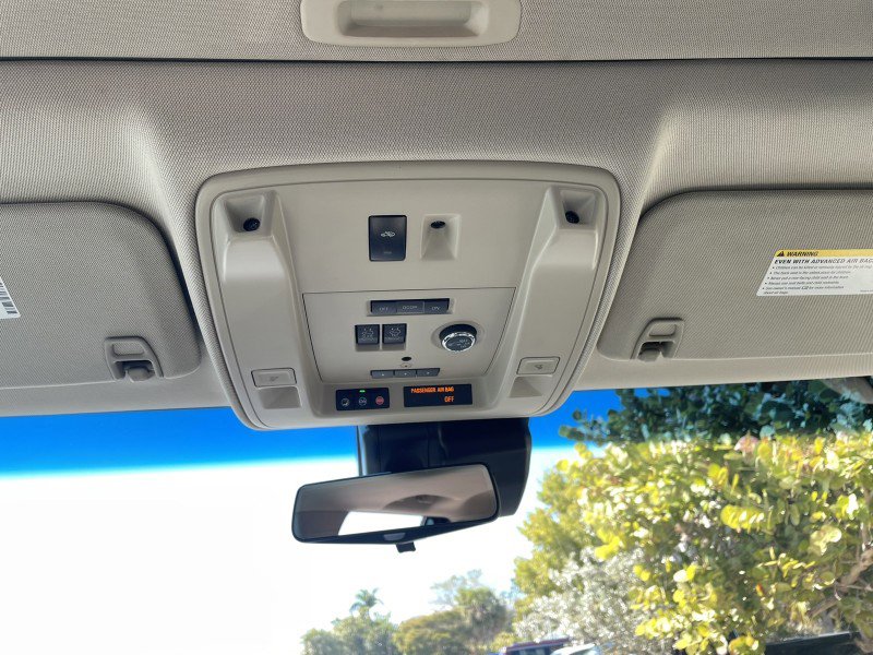 Used 2020 Cadillac Escalade Premium Luxury image 20