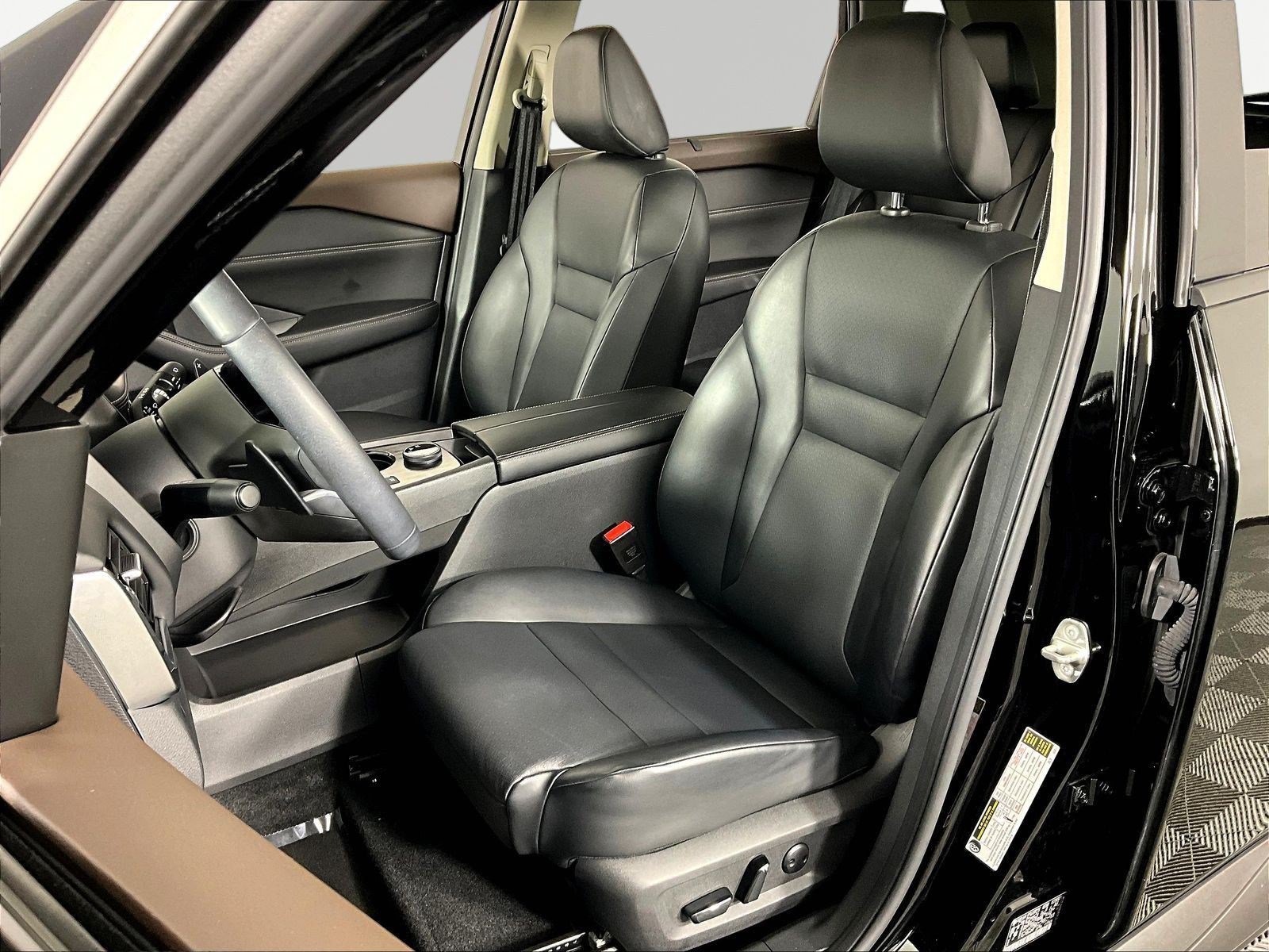 Certified 2021 Nissan Rogue SV w/ Premium Package AWD/4WD image 21