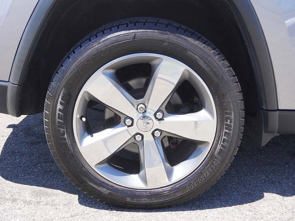 Used 2014 Jeep Grand Cherokee Limited AWD/4WD image 20