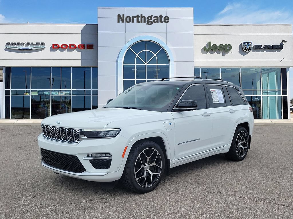 Used 2022 Jeep Grand Cherokee Summit AWD/4WD image 2