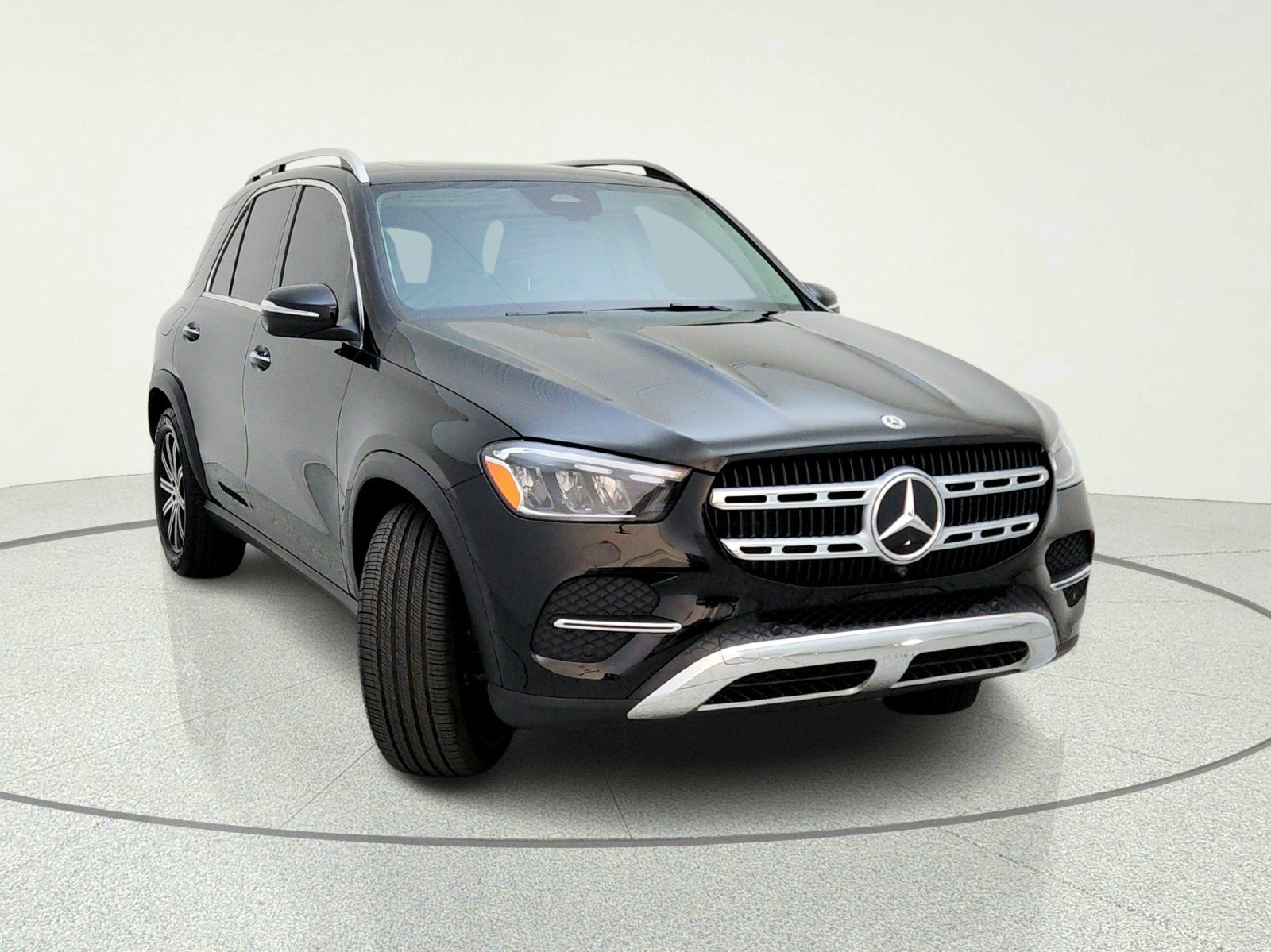 Certified 2025 Mercedes-Benz GLE 350 4MATIC image 4
