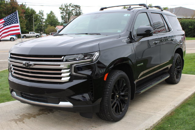 Used 2022 Chevrolet Tahoe High Country w/ Max Trailering Package AWD/4WD image 9