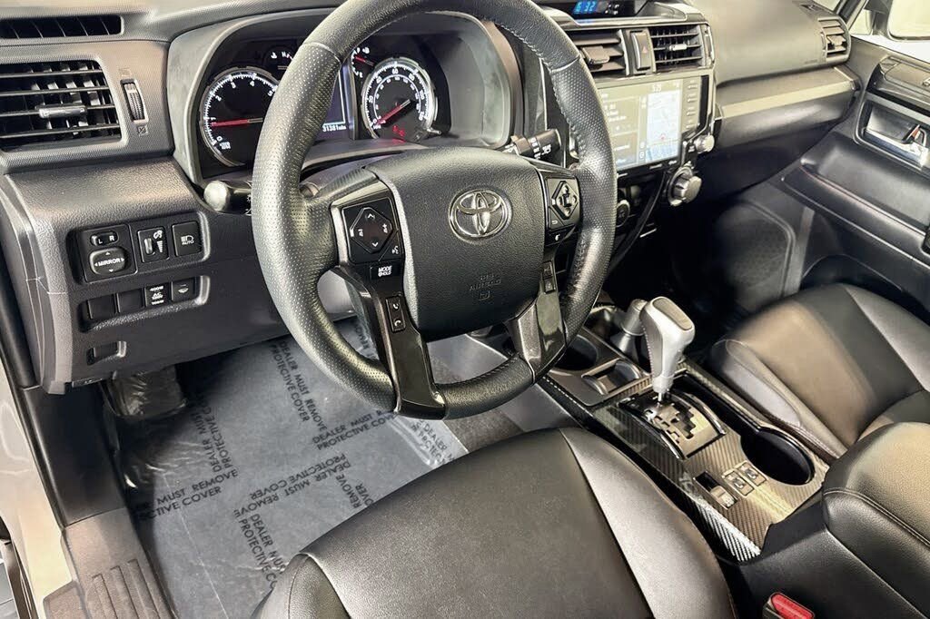 Used 2024 Toyota 4Runner TRD Off-Road Premium image 5