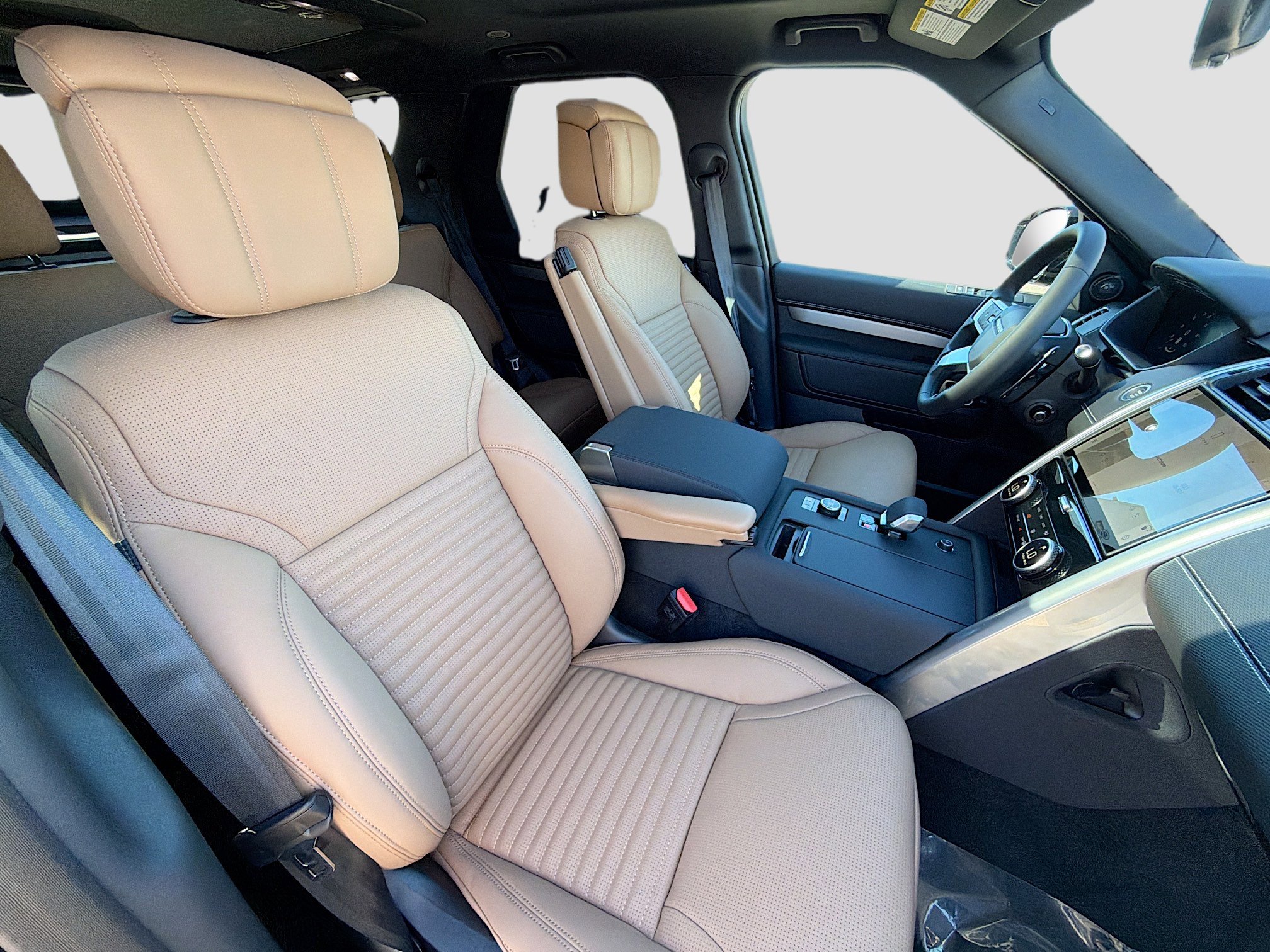 New 2026 Land Rover Discovery Limited Edition image 15