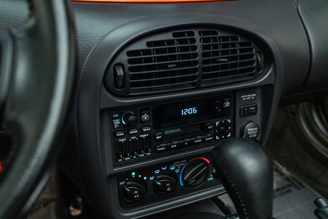 Used 2001 Plymouth Prowler RWD image 25