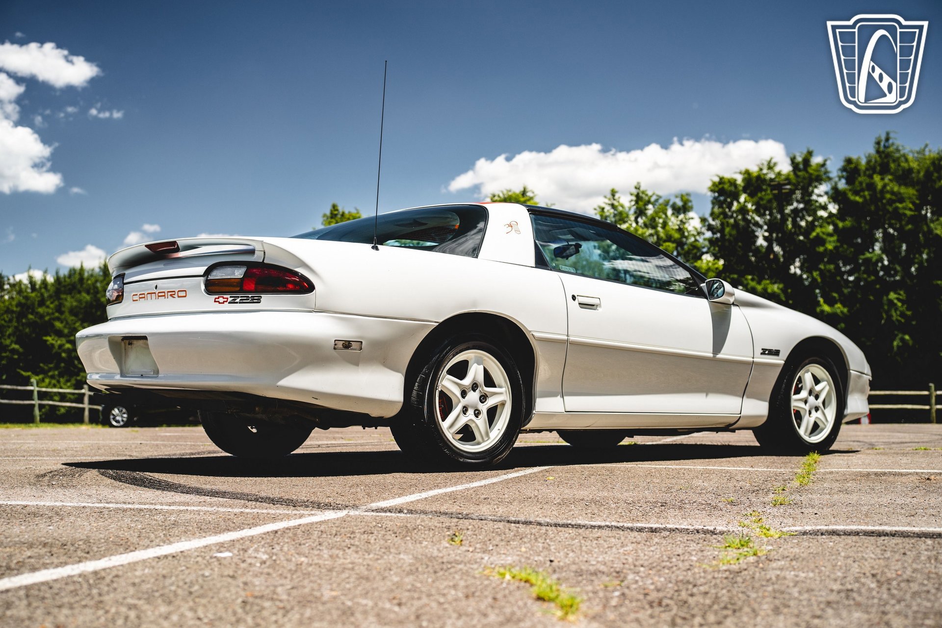 Used 1997 Chevrolet Camaro Z28 w/ Preferred Equipment Group 2 RWD image 17