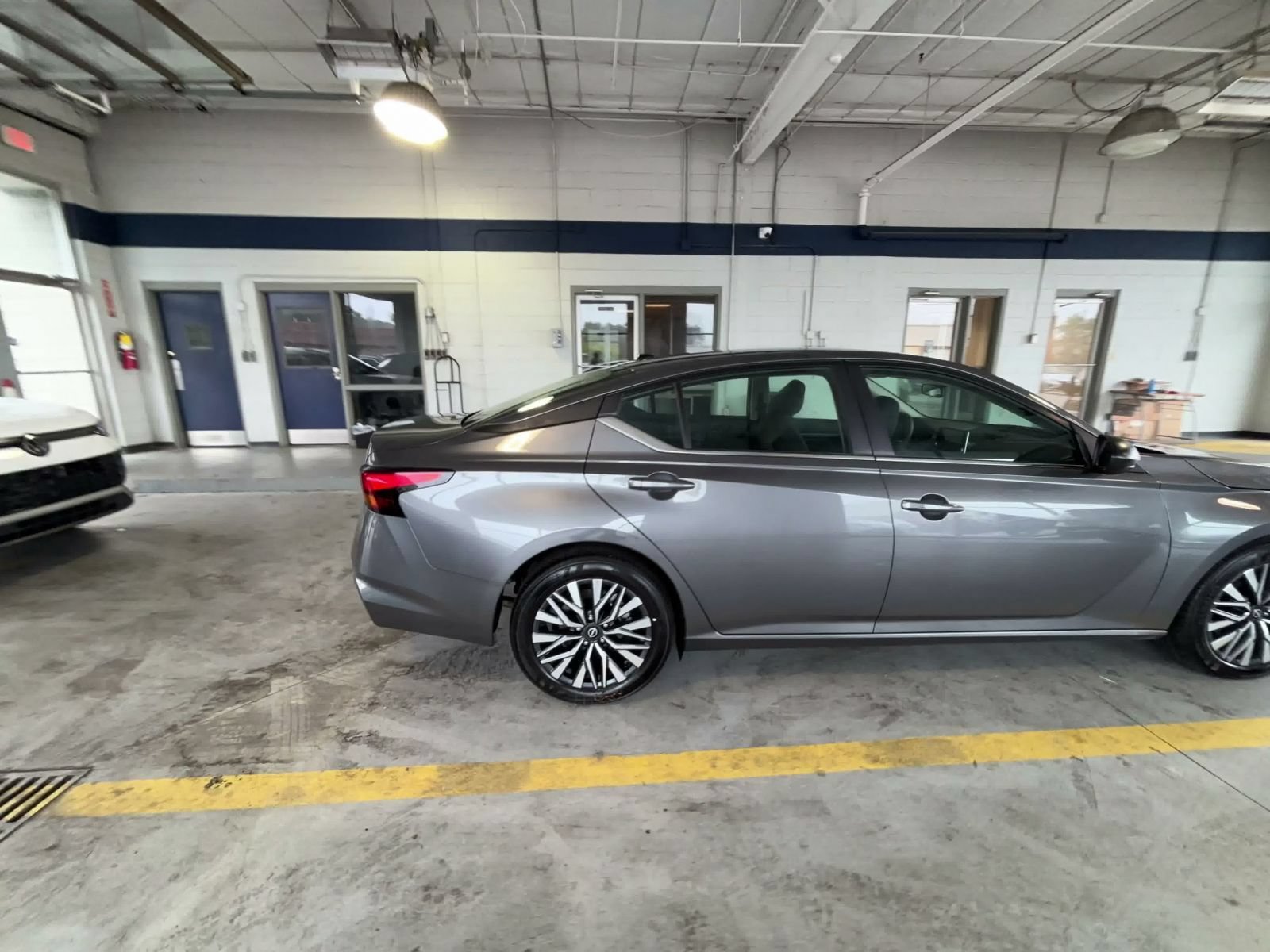 Used 2026 Nissan Altima 2.5 SV FWD image 15