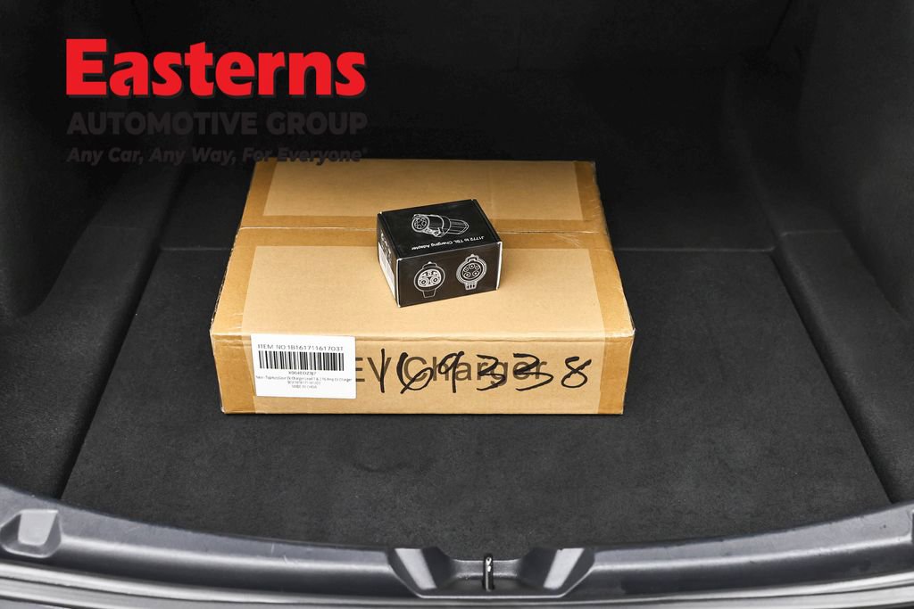 Used 2021 Tesla Model 3 Standard Range Plus image 9