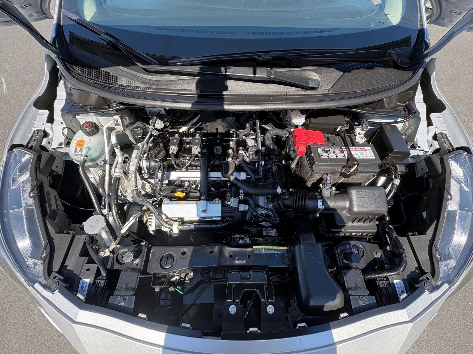 Used 2025 Nissan Versa SV image 30