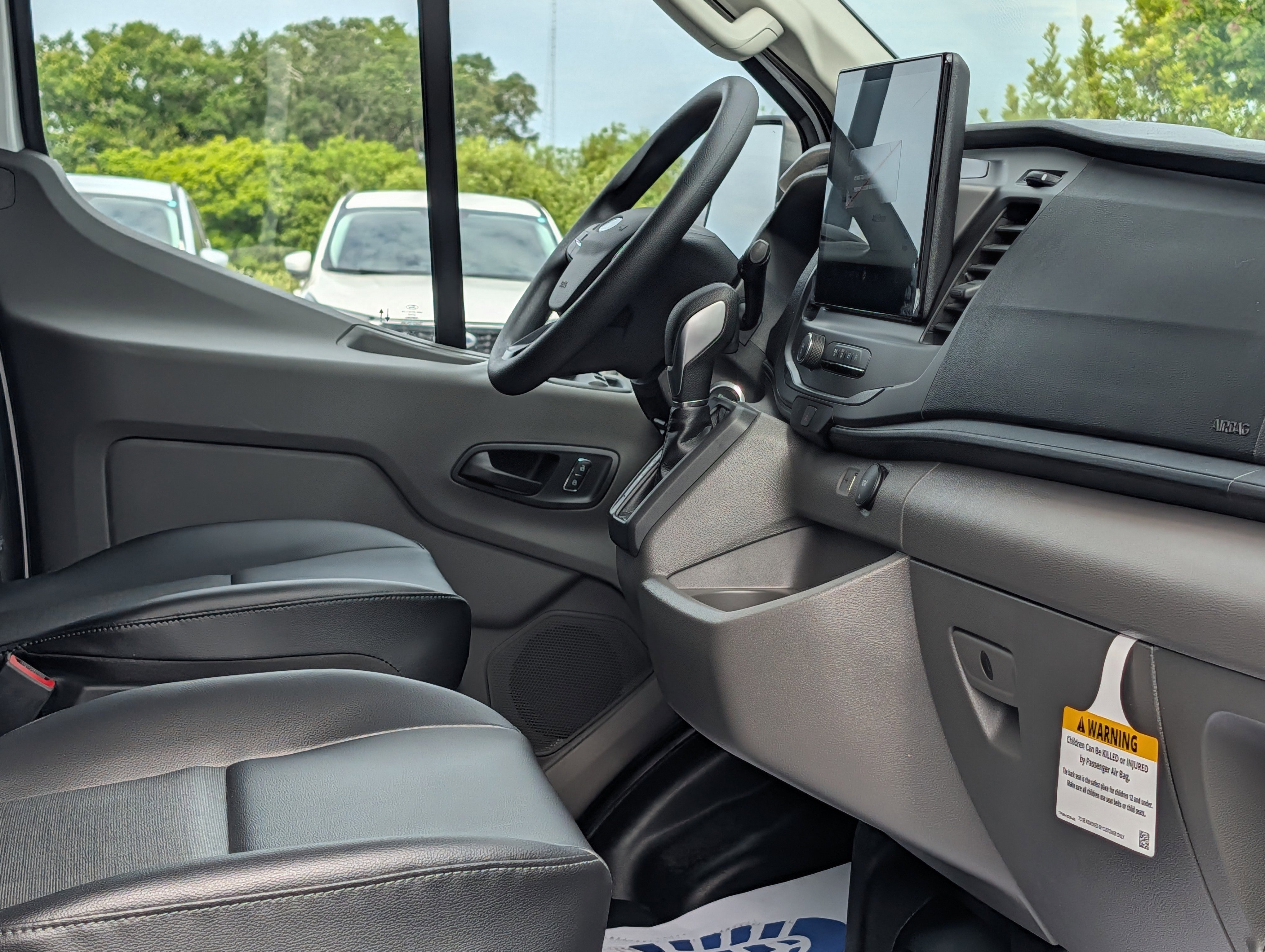 New 2026 Ford Transit 250 Low Roof RWD image 17