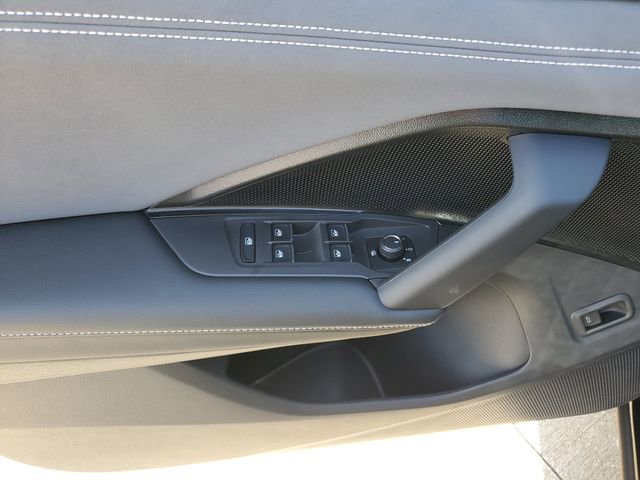 New 2026 Volkswagen Tiguan SE R-Line image 19