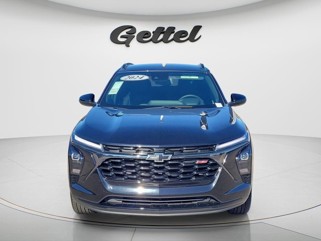 Used 2024 Chevrolet Trax RS w/ Driver Confidence Package image 16