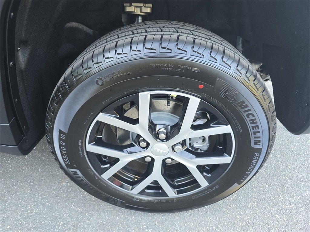 New 2025 Jeep Grand Cherokee Limited image 34