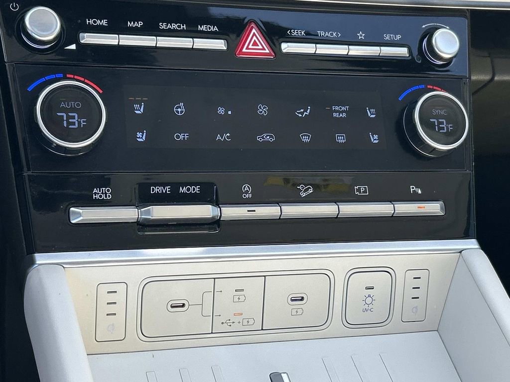 Used 2024 Hyundai Santa Fe Calligraphy image 40