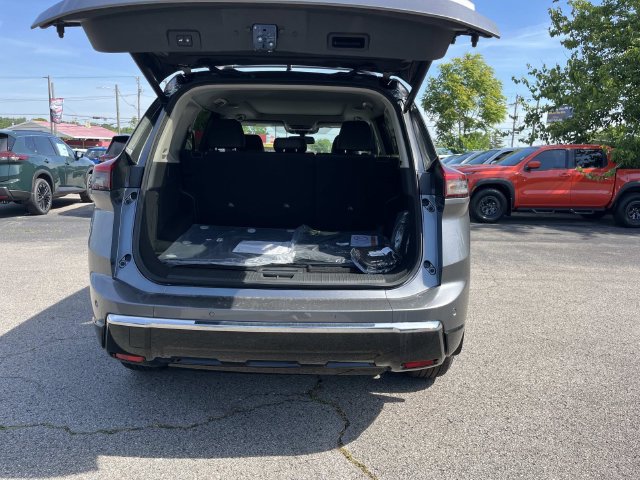 New 2026 Nissan Rogue Platinum AWD/4WD image 12