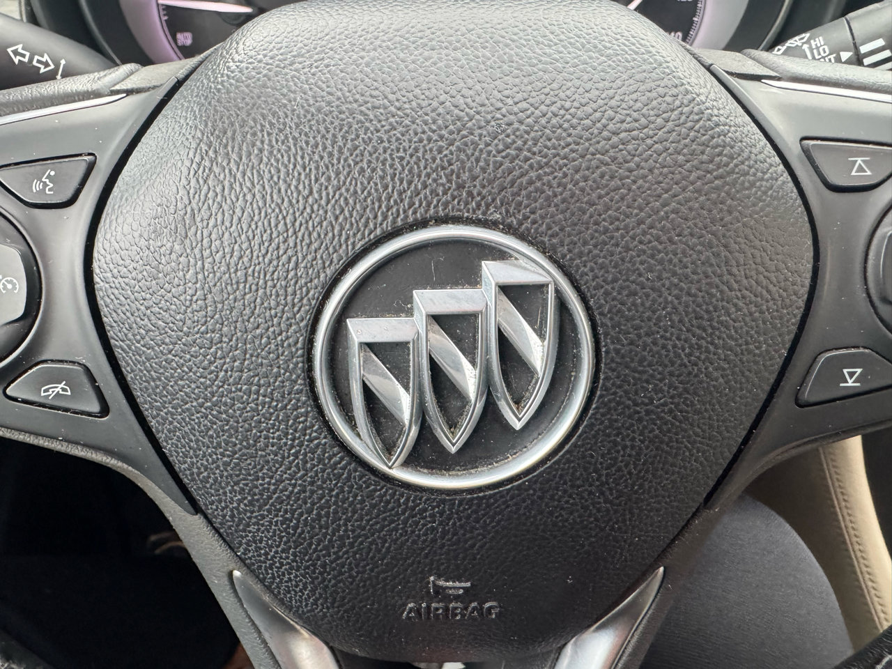 Used 2019 Buick Envision Preferred image 19