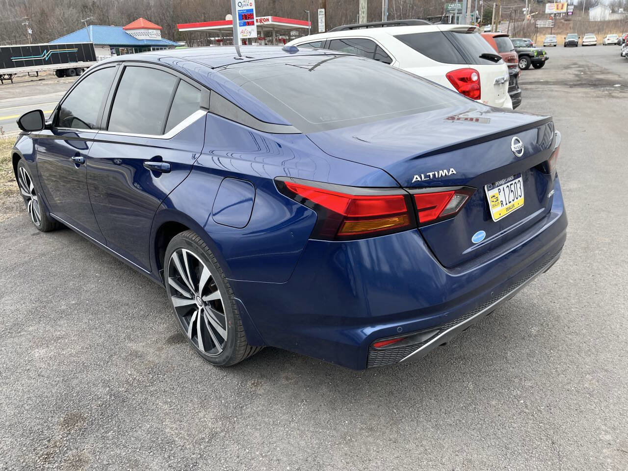 Used 2020 Nissan Altima 2.5 SR w/ Premium Package image 2