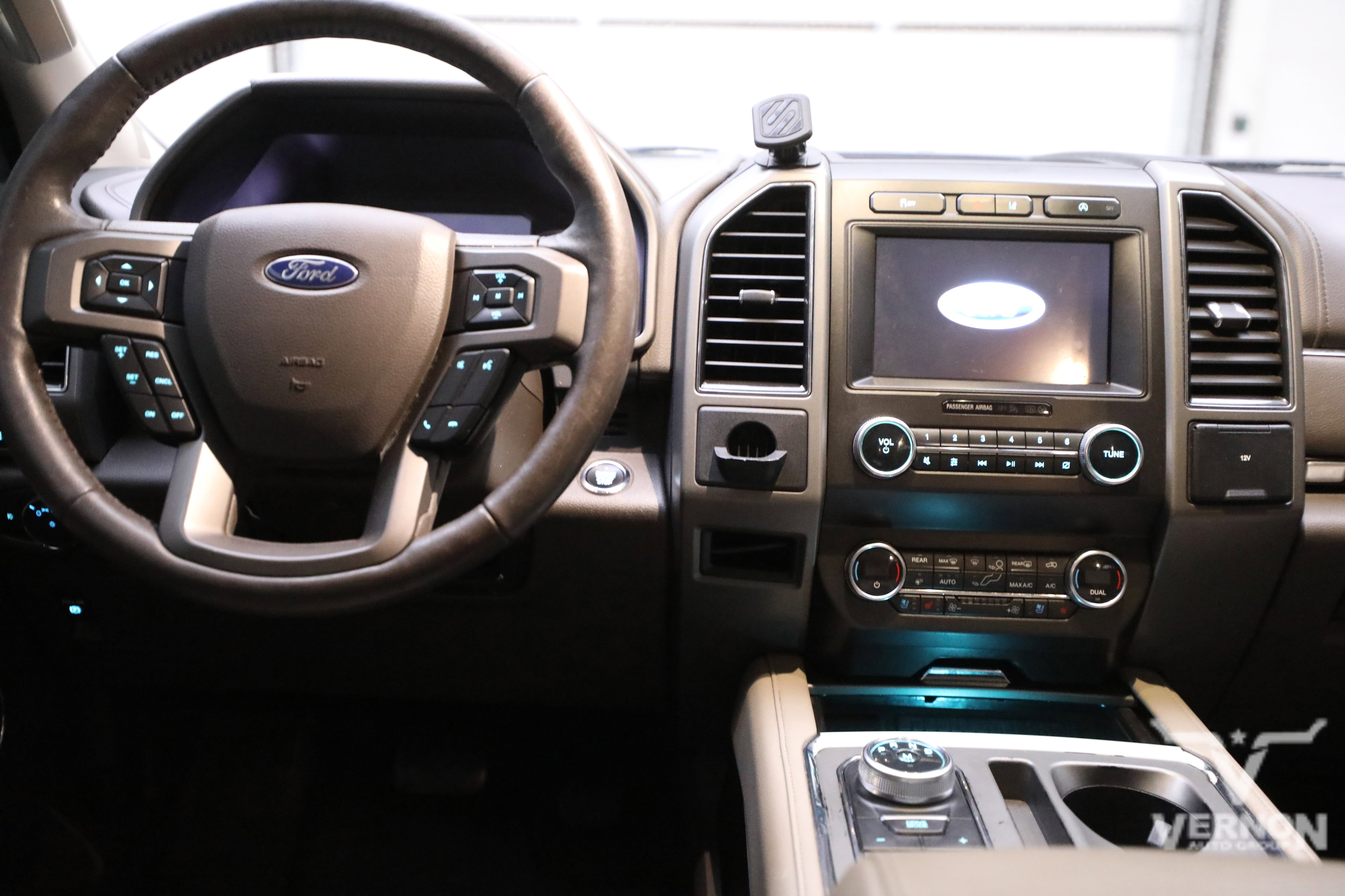 Used 2020 Ford Expedition XLT w/ Equipment Group 202A image 19