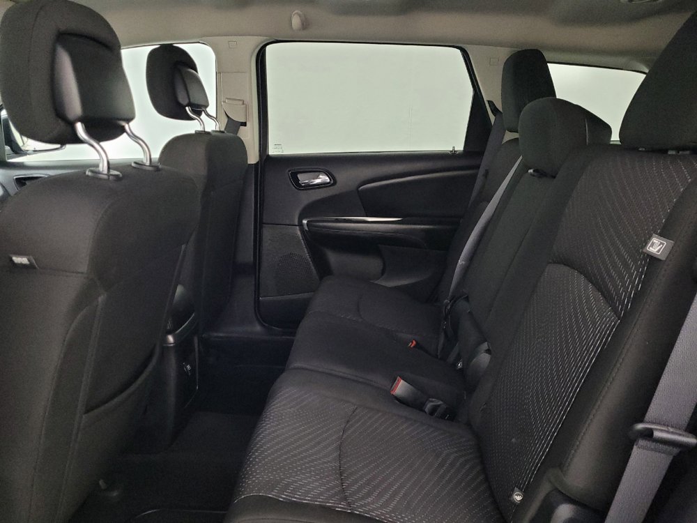 Used 2016 Dodge Journey SE w/ Flexible Seating Group image 18