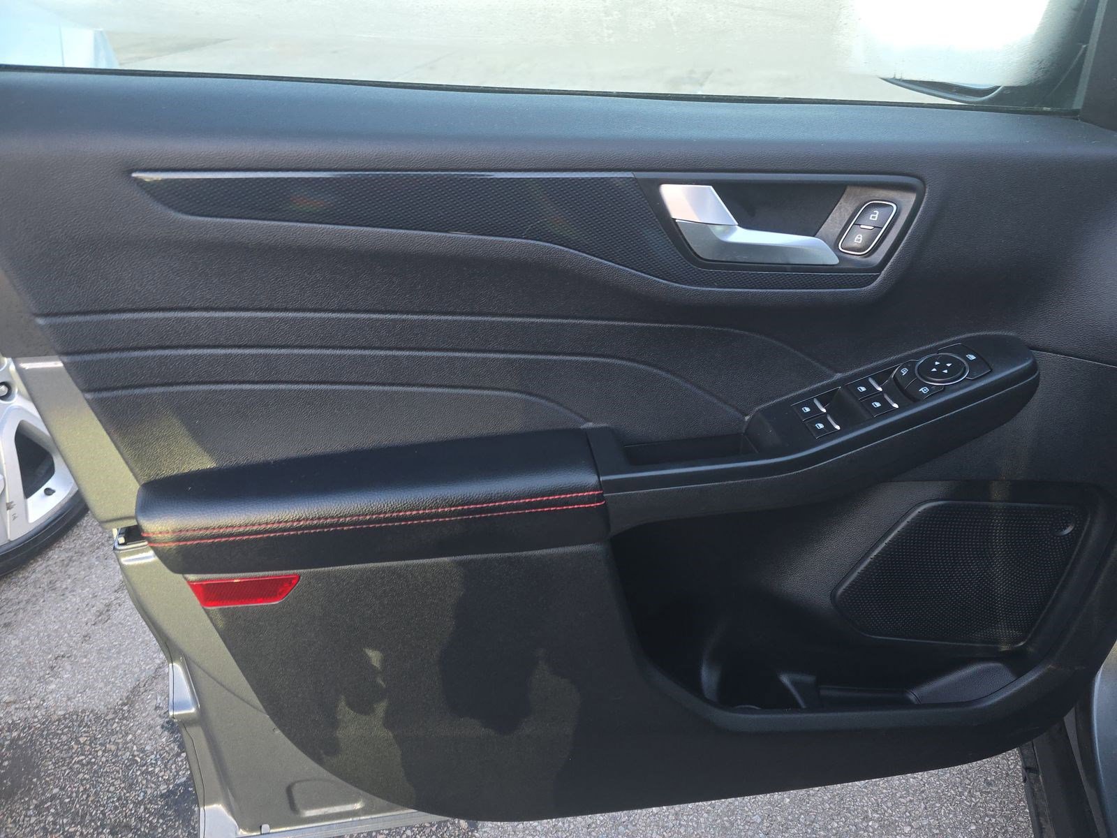 Used 2025 Ford Escape ST-Line Elite w/ Tech Pack #1 image 14