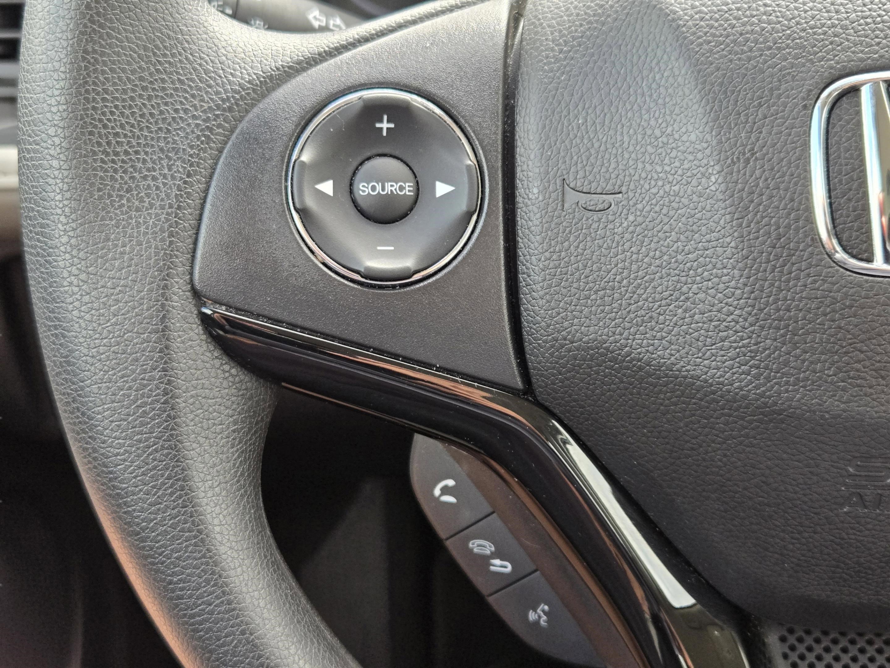 Used 2021 Honda HR-V LX image 20