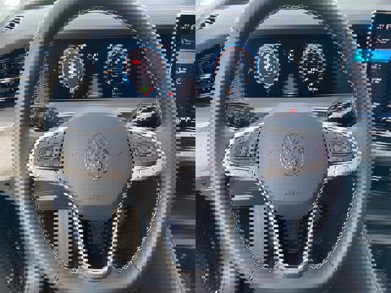 New 2025 Volkswagen Tiguan S image 18