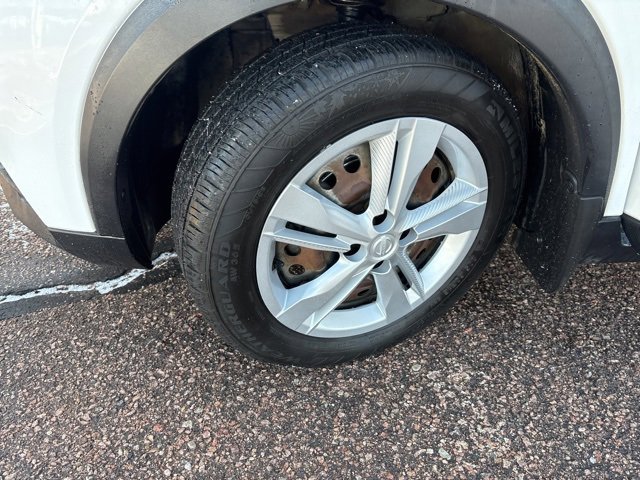 Used 2018 Nissan Kicks S image 15