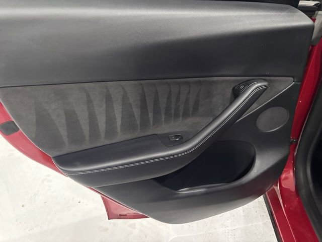 Used 2022 Tesla Model Y Performance image 25