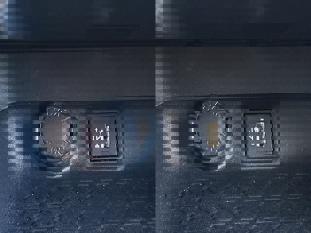 Used 2023 Toyota RAV4 LE image 22