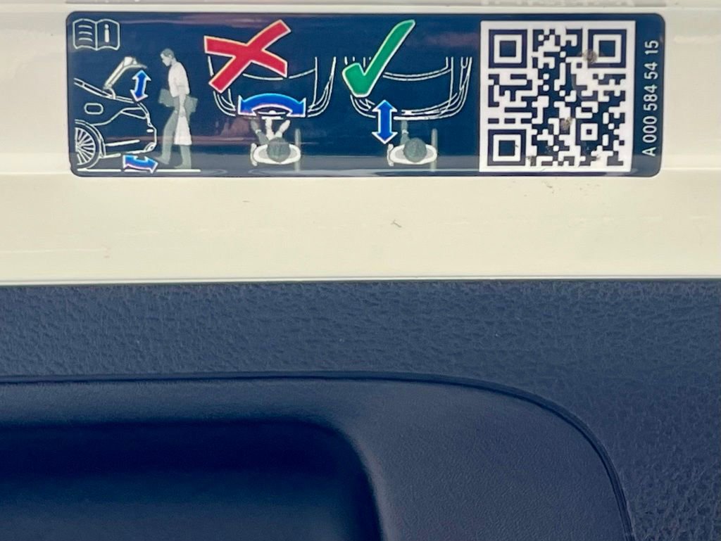 Certified 2022 Mercedes-Benz GLS 450 4MATIC image 41