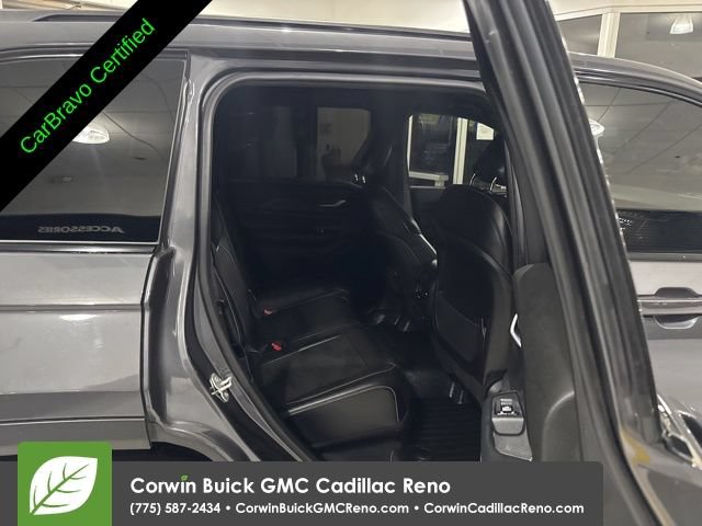 Used 2023 Jeep Grand Cherokee Altitude AWD/4WD image 35