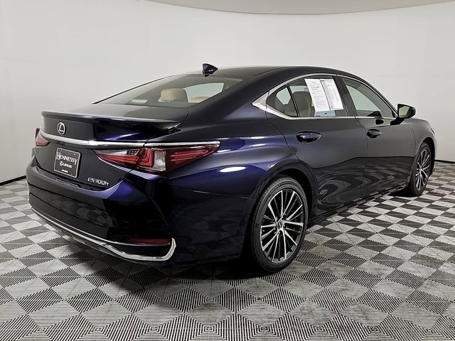 Used 2025 Lexus ES 300h w/ Premium Package image 4