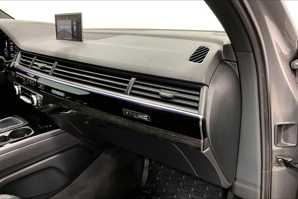 Used 2018 Audi Q7 3.0T Prestige image 18