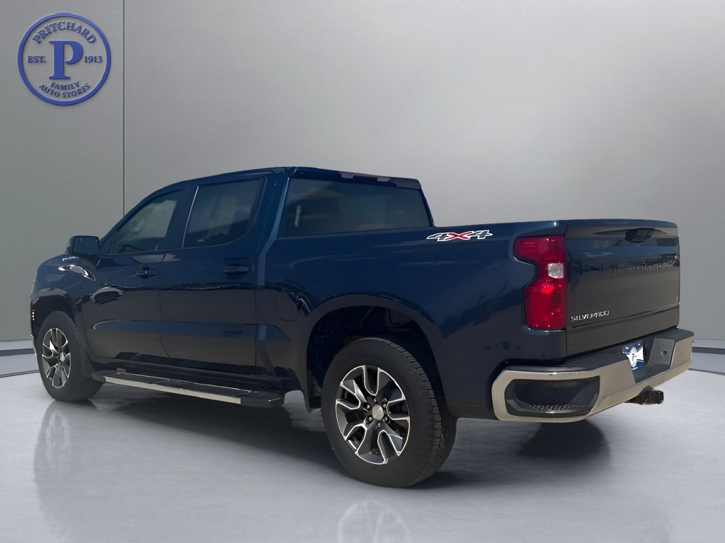Used 2023 Chevrolet Silverado 1500 LT AWD/4WD image 13