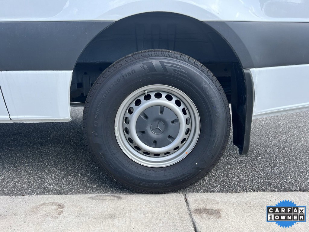 Used 2023 Mercedes-Benz Sprinter 2500 image 14