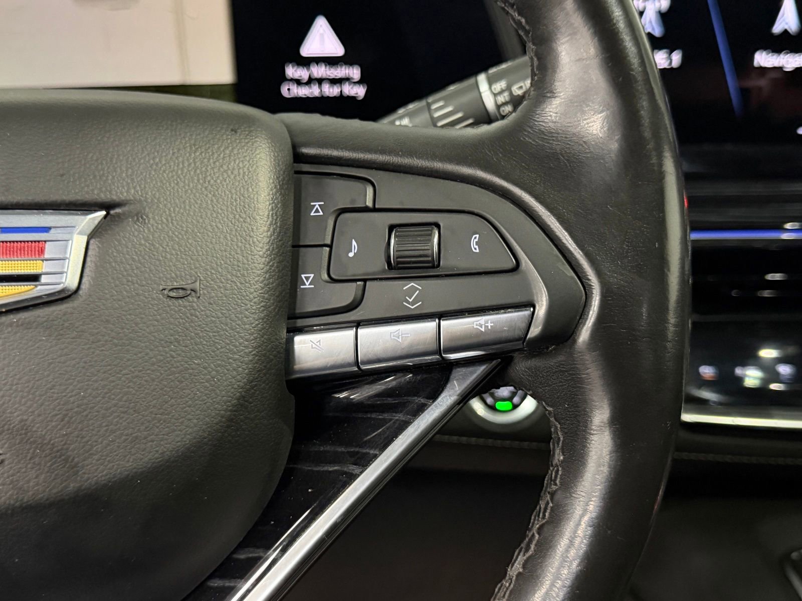 Used 2021 Cadillac Escalade Sport w/ Driver Assist Tech Package image 27