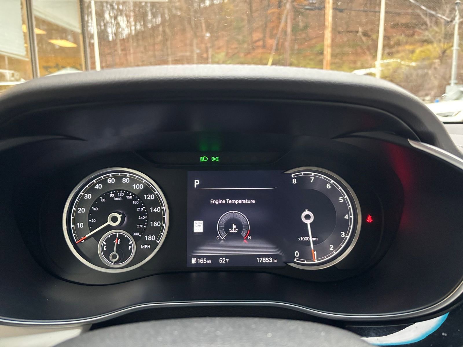 Used 2025 Genesis G70 2.5T image 41