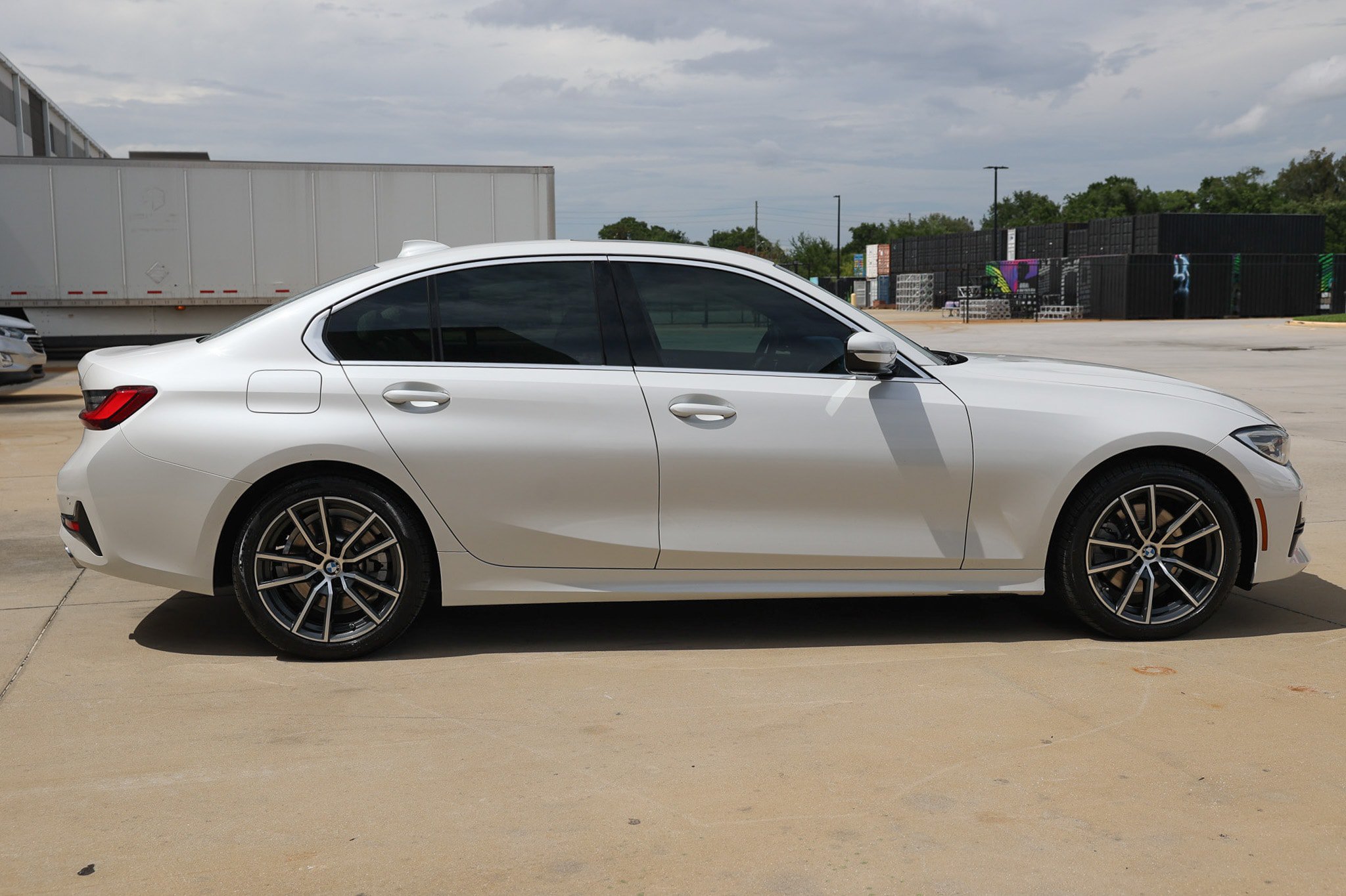 Used 2022 BMW 330i Sedan w/ Premium Package RWD image 17