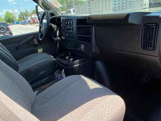 New 2026 Chevrolet Express 3500 w/ Power Convenience Package RWD image 16