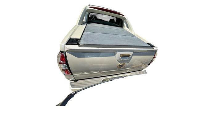 Used 2006 Cadillac Escalade EXT AWD/4WD image 3
