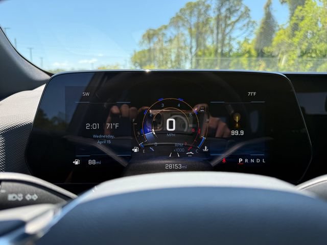 Used 2025 Chevrolet Equinox LT FWD image 11