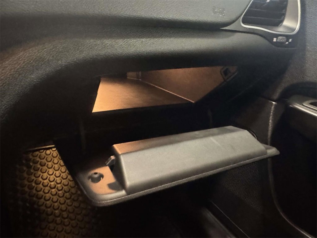 Used 2022 Jeep Cherokee Trailhawk image 30